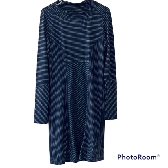 Prana Dresses & Skirts - Prana blue scramble athletic high neck long sleeve dress womens size small
